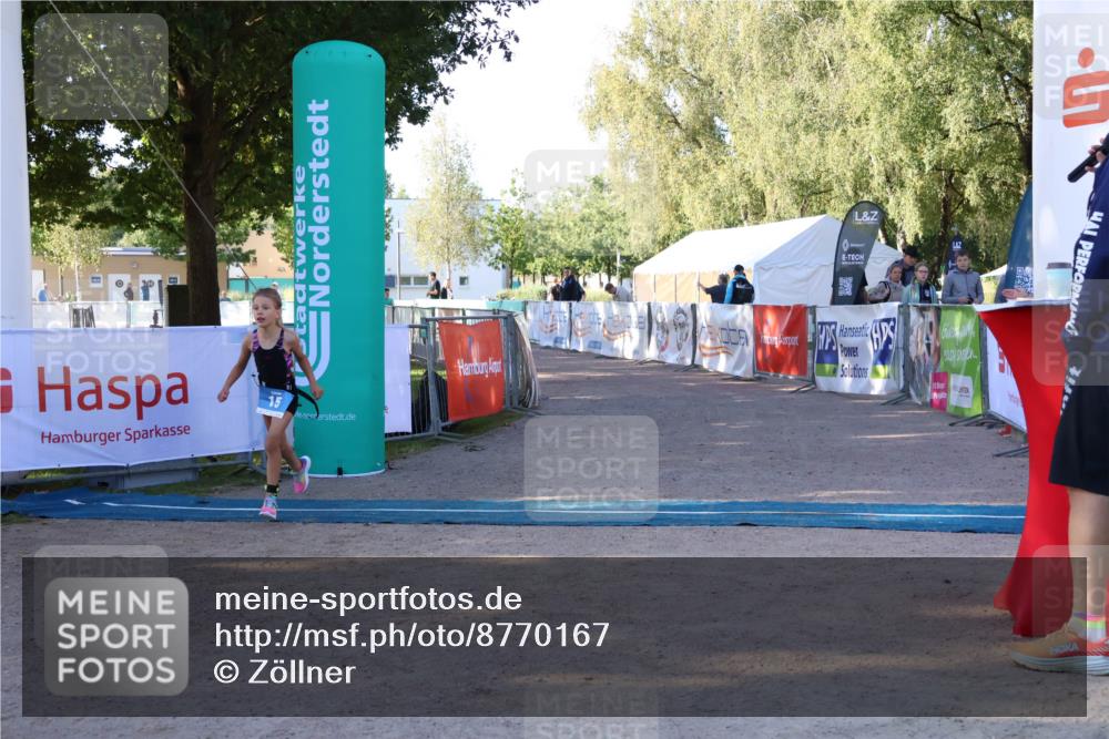 07.09.2025 - 19. Norderstedt Triathlon Zöllner http://msf.ph/oto/8770167 07.09.2025 09:17:20 Ziel 15, 36 meine-sportfotos.de