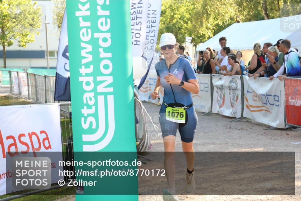 07.09.2025 - 19. Norderstedt Triathlon Zöllner http://msf.ph/oto/8770172 07.09.2025 16:41:31 Ziel 1076, 1592 meine-sportfotos.de