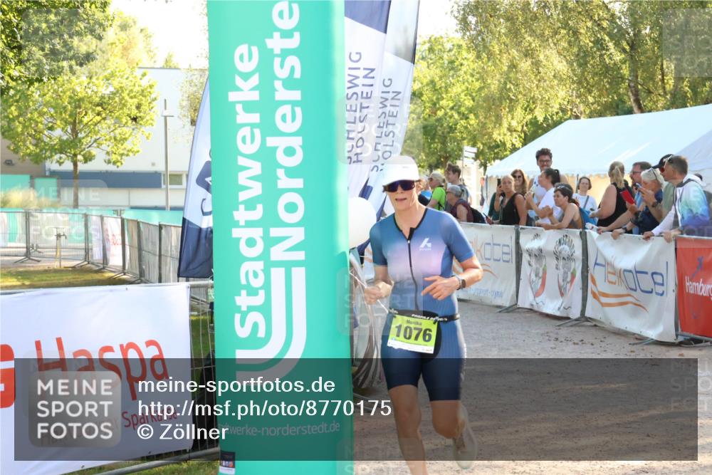 07.09.2025 - 19. Norderstedt Triathlon Zöllner http://msf.ph/oto/8770175 07.09.2025 16:41:31 Ziel 1076, 1592 meine-sportfotos.de