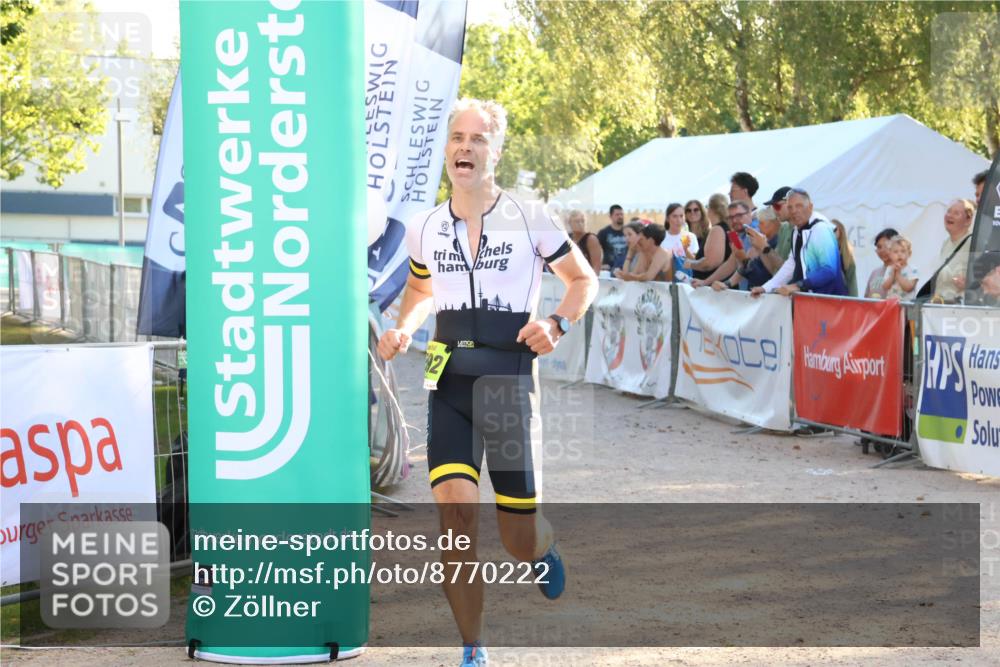 07.09.2025 - 19. Norderstedt Triathlon Zöllner http://msf.ph/oto/8770222 07.09.2025 16:41:34 Ziel 1076, 1592 meine-sportfotos.de