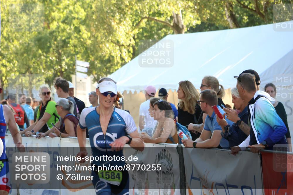 07.09.2025 - 19. Norderstedt Triathlon Zöllner http://msf.ph/oto/8770255 07.09.2025 16:41:47 Ziel 1584, 1595 meine-sportfotos.de