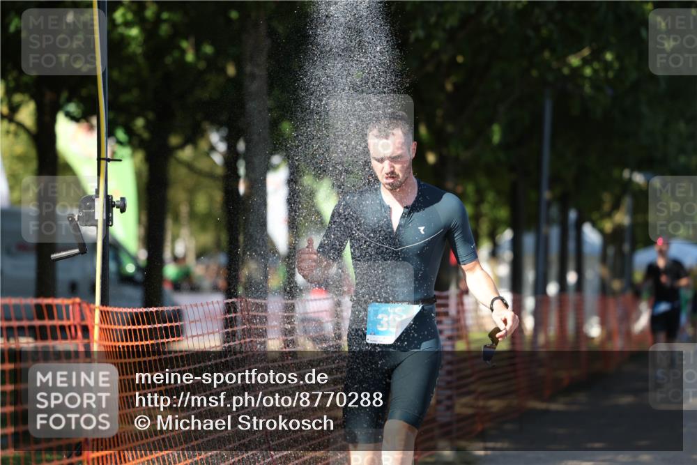 07.09.2025 - 19. Norderstedt Triathlon Michael Strokosch http://msf.ph/oto/8770288 07.09.2025 15:30:00 Laufen 398, 877, 1414 meine-sportfotos.de
