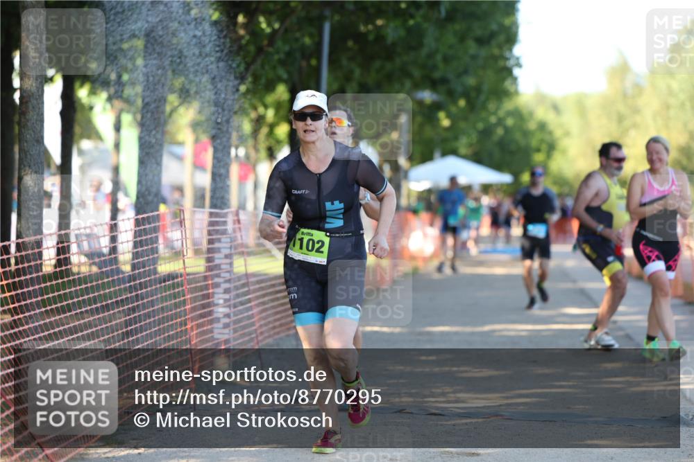 07.09.2025 - 19. Norderstedt Triathlon Michael Strokosch http://msf.ph/oto/8770295 07.09.2025 16:26:47 Laufen 536, 1102, 1472, 1523, 1528, 1624 meine-sportfotos.de