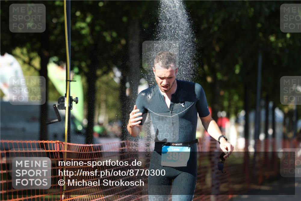 07.09.2025 - 19. Norderstedt Triathlon Michael Strokosch http://msf.ph/oto/8770300 07.09.2025 15:30:00 Laufen 398, 877, 1414 meine-sportfotos.de