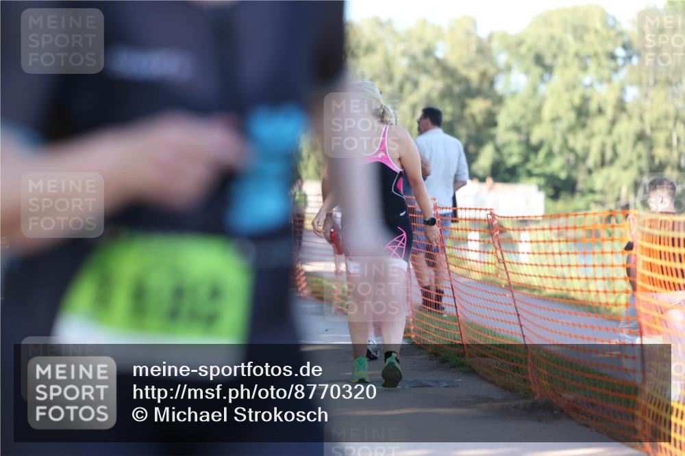 07.09.2025 - 19. Norderstedt Triathlon Michael Strokosch http://msf.ph/oto/8770320 07.09.2025 16:26:50 Laufen 536, 1102, 1472, 1523, 1528, 1624 meine-sportfotos.de