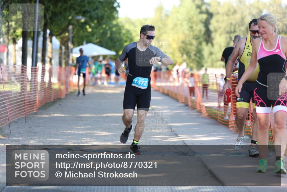 07.09.2025 - 19. Norderstedt Triathlon Michael Strokosch http://msf.ph/oto/8770321 07.09.2025 16:26:52 Laufen 536, 1472, 1523, 1528, 1624 meine-sportfotos.de