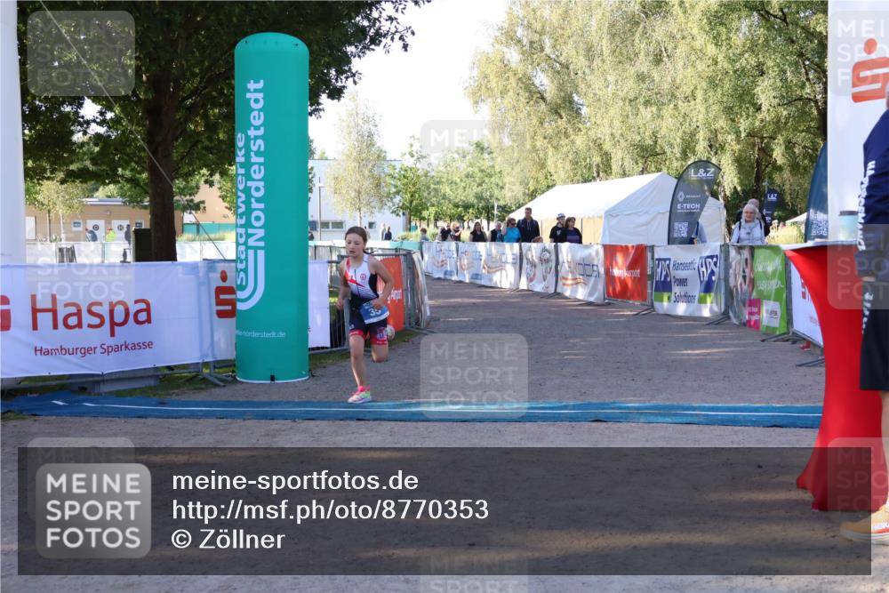 07.09.2025 - 19. Norderstedt Triathlon Zöllner http://msf.ph/oto/8770353 07.09.2025 09:19:21 Ziel 22, 35 meine-sportfotos.de