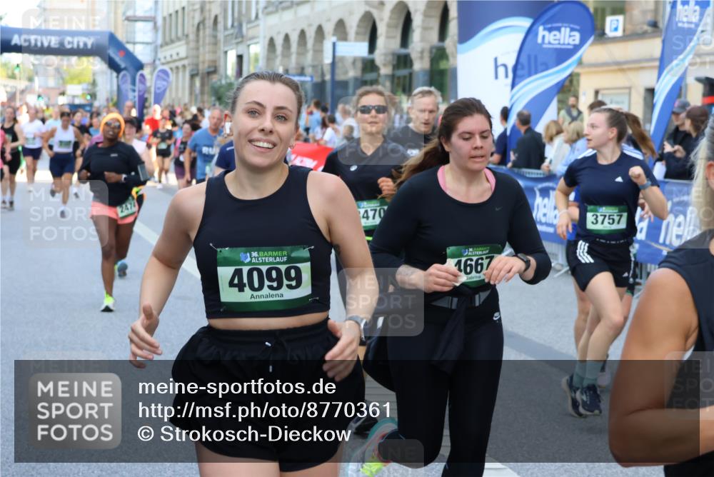 07.09.2025 - BARMER Alsterlauf Strokosch-Dieckow http://msf.ph/oto/8770361 07.09.2025 10:10:25 Ziel 2091, 2116, 2438, 2460, 2558, 2966, 3043, 3044, 3205, 3600, 3647, 4137, 4239, 4261, 4313, 4380, 4381, 4615, 4796, 4912, 4913, 5010, 5419, 5581, 5624, 5988, 6052 meine-sportfotos.de