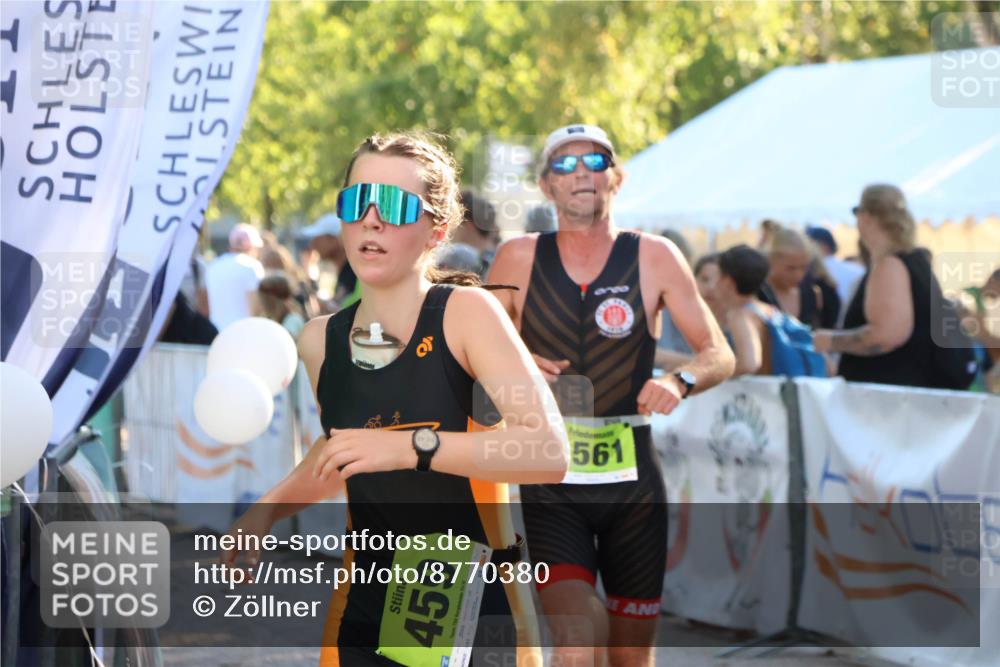 07.09.2025 - 19. Norderstedt Triathlon Zöllner http://msf.ph/oto/8770380 07.09.2025 16:42:15 Ziel 459, 1100, 1561 meine-sportfotos.de