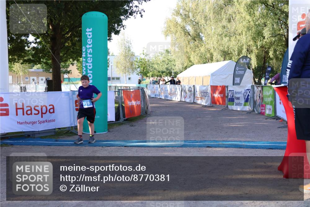 07.09.2025 - 19. Norderstedt Triathlon Zöllner http://msf.ph/oto/8770381 07.09.2025 09:22:34 Ziel 19 meine-sportfotos.de