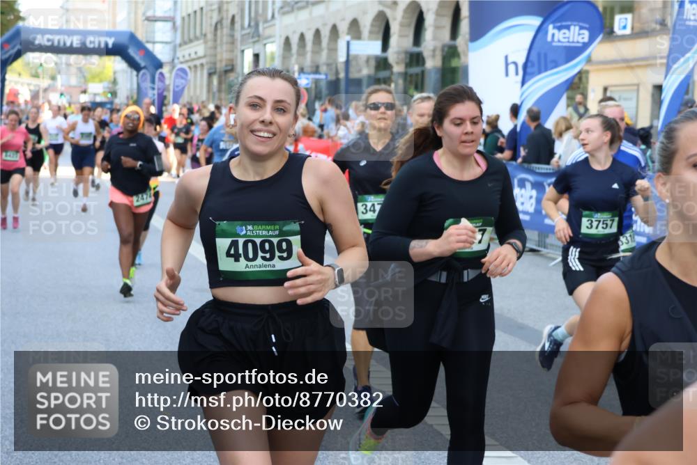 07.09.2025 - BARMER Alsterlauf Strokosch-Dieckow http://msf.ph/oto/8770382 07.09.2025 10:10:25 Ziel 2091, 2116, 2438, 2460, 2558, 2966, 3043, 3044, 3205, 3600, 3647, 4137, 4239, 4261, 4313, 4380, 4381, 4615, 4796, 4912, 4913, 5010, 5419, 5581, 5624, 5988, 6052 meine-sportfotos.de