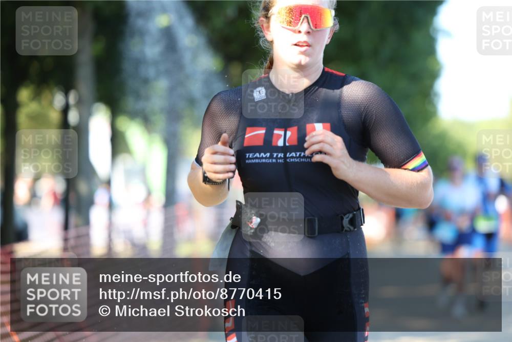 07.09.2025 - 19. Norderstedt Triathlon Michael Strokosch http://msf.ph/oto/8770415 07.09.2025 16:27:10 Laufen 407, 1073, 1529, 1562, 1567, 1610 meine-sportfotos.de