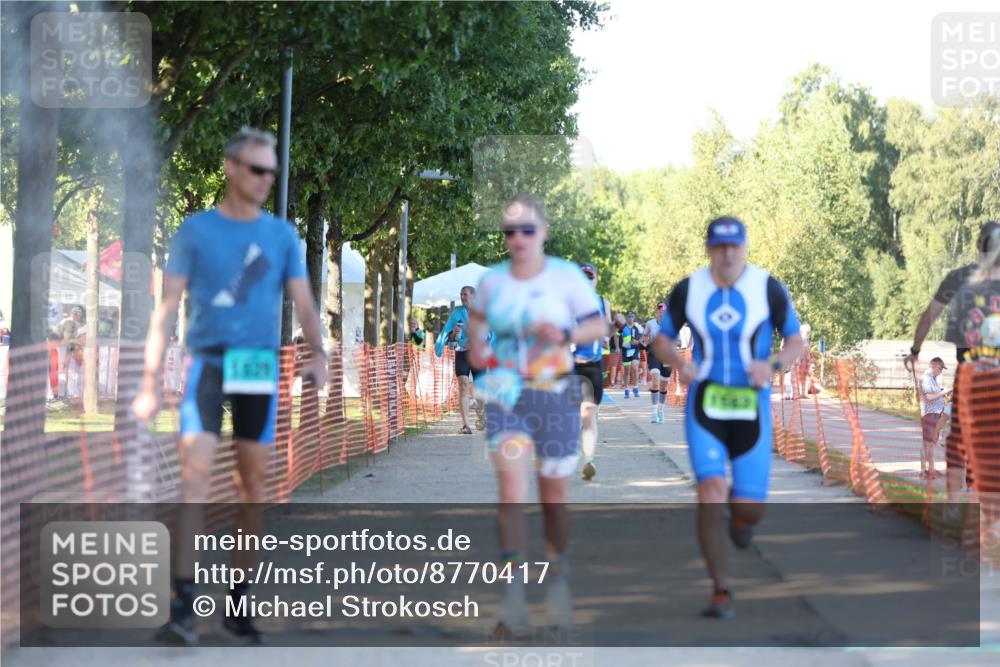 07.09.2025 - 19. Norderstedt Triathlon Michael Strokosch http://msf.ph/oto/8770417 07.09.2025 16:27:12 Laufen 407, 1073, 1529, 1562, 1567, 1610 meine-sportfotos.de