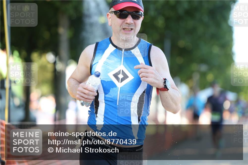 07.09.2025 - 19. Norderstedt Triathlon Michael Strokosch http://msf.ph/oto/8770439 07.09.2025 16:27:19 Laufen 497, 1068, 1070, 1567 meine-sportfotos.de