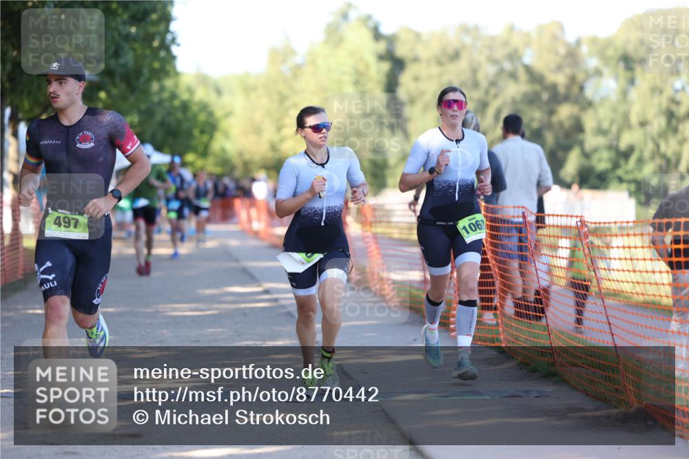 07.09.2025 - 19. Norderstedt Triathlon Michael Strokosch http://msf.ph/oto/8770442 07.09.2025 16:27:21 Laufen 421, 497, 1068, 1070, 1567 meine-sportfotos.de