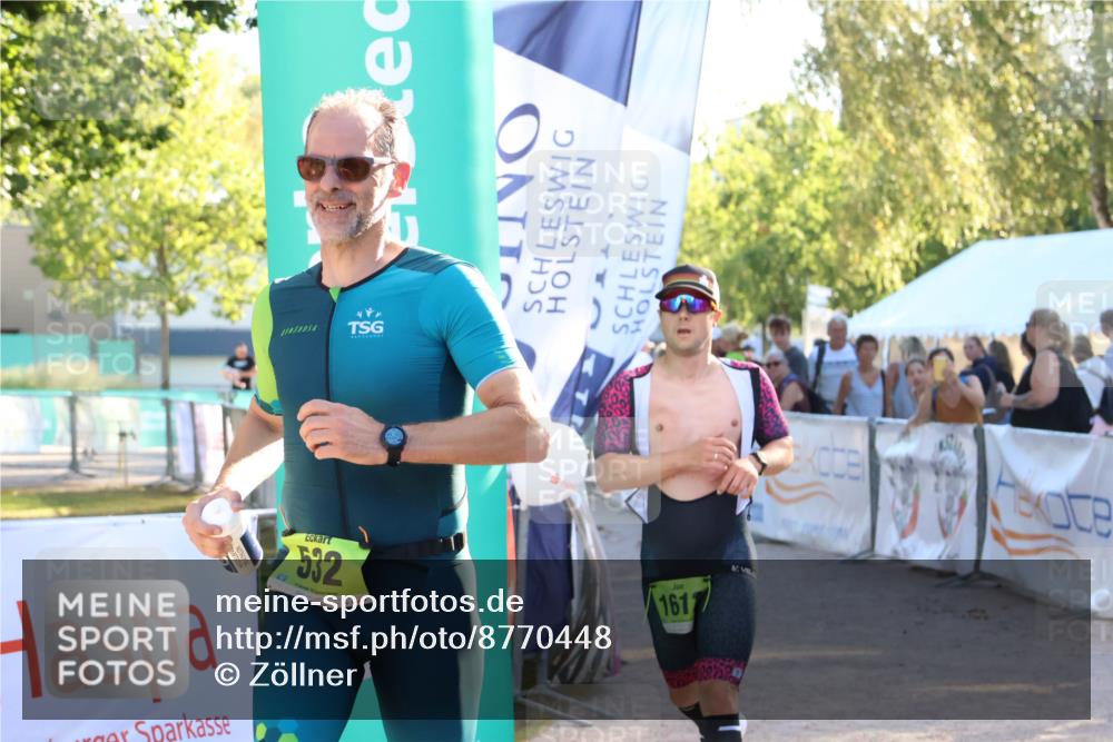 07.09.2025 - 19. Norderstedt Triathlon Zöllner http://msf.ph/oto/8770448 07.09.2025 16:42:28 Ziel 532, 1612 meine-sportfotos.de