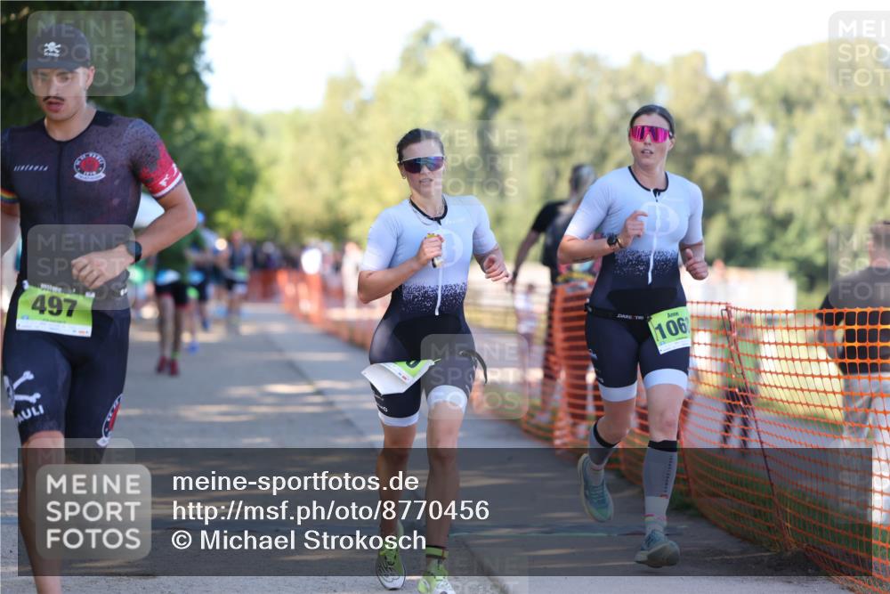 07.09.2025 - 19. Norderstedt Triathlon Michael Strokosch http://msf.ph/oto/8770456 07.09.2025 16:27:22 Laufen 421, 497, 1068, 1070 meine-sportfotos.de