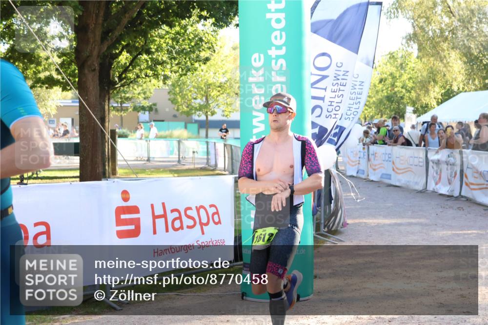 07.09.2025 - 19. Norderstedt Triathlon Zöllner http://msf.ph/oto/8770458 07.09.2025 16:42:29 Ziel 532, 1612 meine-sportfotos.de