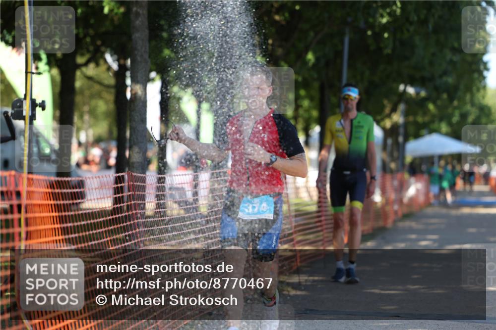 07.09.2025 - 19. Norderstedt Triathlon Michael Strokosch http://msf.ph/oto/8770467 07.09.2025 15:30:16 Laufen 374, 1032 meine-sportfotos.de