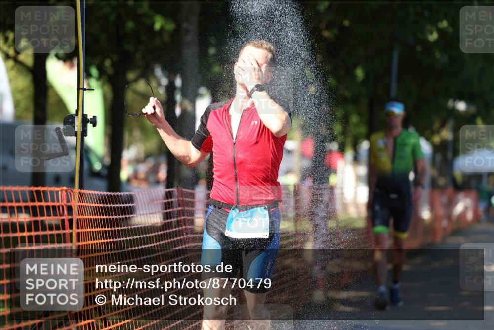 07.09.2025 - 19. Norderstedt Triathlon Michael Strokosch http://msf.ph/oto/8770479 07.09.2025 15:30:17 Laufen 374, 1032 meine-sportfotos.de