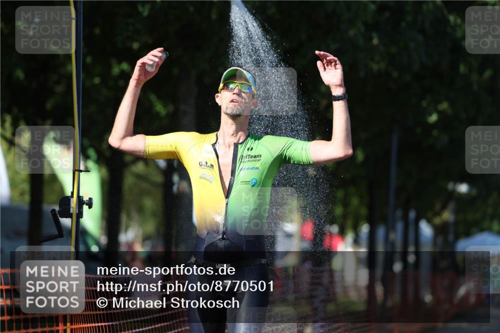 07.09.2025 - 19. Norderstedt Triathlon Michael Strokosch http://msf.ph/oto/8770501 07.09.2025 15:30:22 Laufen 1032 meine-sportfotos.de