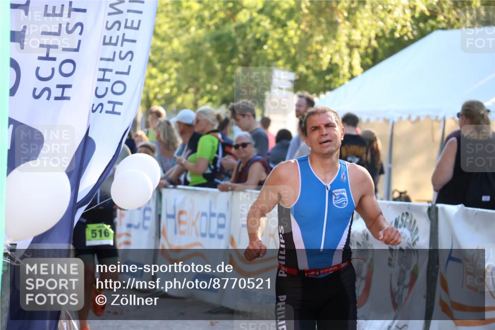 07.09.2025 - 19. Norderstedt Triathlon Zöllner http://msf.ph/oto/8770521 07.09.2025 16:42:52 Ziel 1050, 1603 meine-sportfotos.de