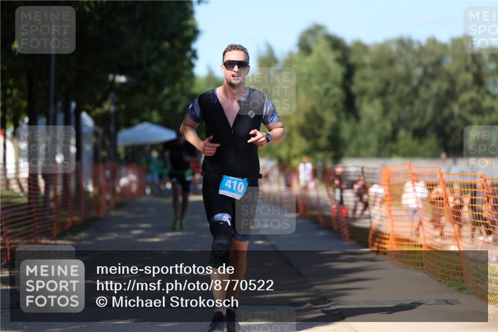 07.09.2025 - 19. Norderstedt Triathlon Michael Strokosch http://msf.ph/oto/8770522 07.09.2025 15:30:47 Laufen 410, 1026 meine-sportfotos.de
