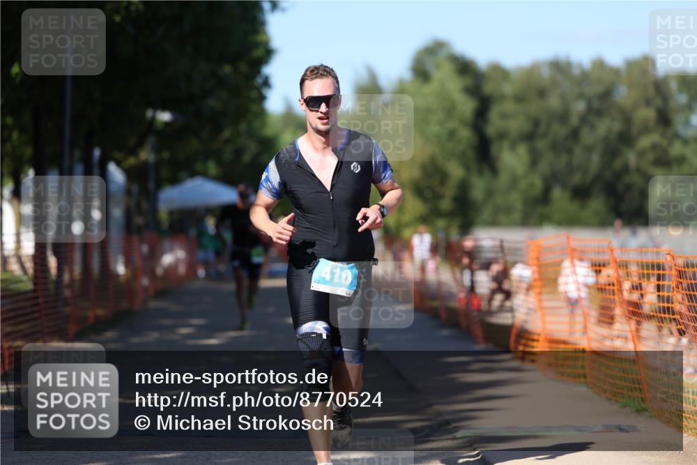 07.09.2025 - 19. Norderstedt Triathlon Michael Strokosch http://msf.ph/oto/8770524 07.09.2025 15:30:47 Laufen 410, 1026 meine-sportfotos.de