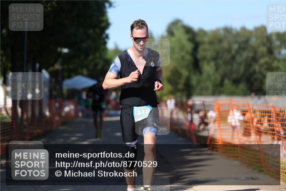 07.09.2025 - 19. Norderstedt Triathlon Michael Strokosch http://msf.ph/oto/8770529 07.09.2025 15:30:47 Laufen 410, 1026 meine-sportfotos.de