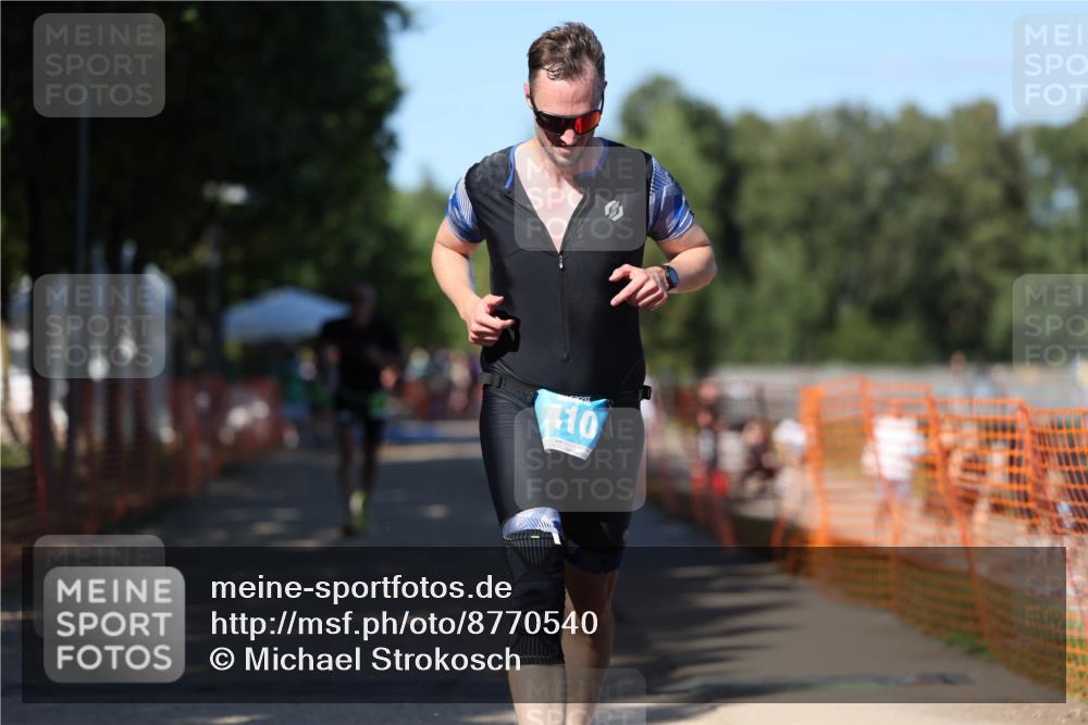 07.09.2025 - 19. Norderstedt Triathlon Michael Strokosch http://msf.ph/oto/8770540 07.09.2025 15:30:48 Laufen 410, 1026 meine-sportfotos.de