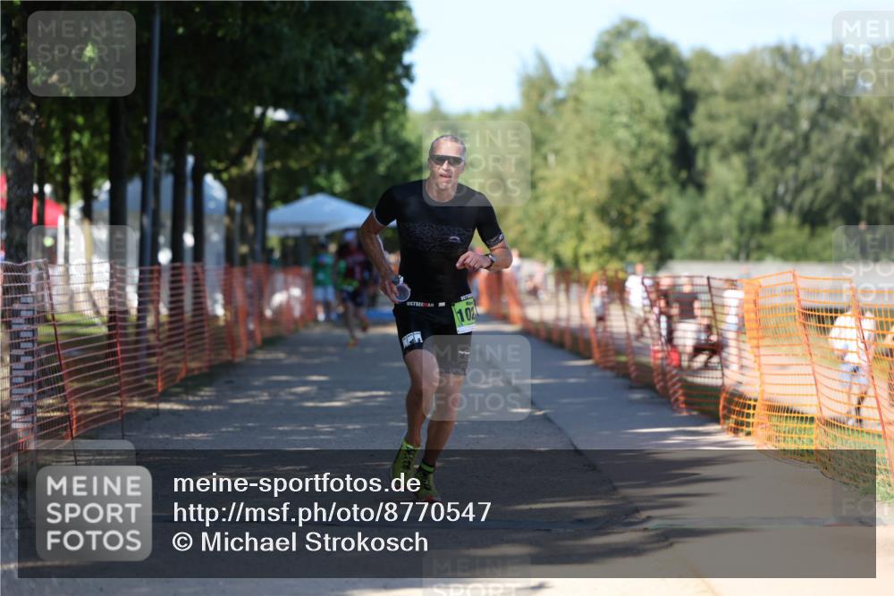 07.09.2025 - 19. Norderstedt Triathlon Michael Strokosch http://msf.ph/oto/8770547 07.09.2025 15:30:51 Laufen 410, 1026 meine-sportfotos.de
