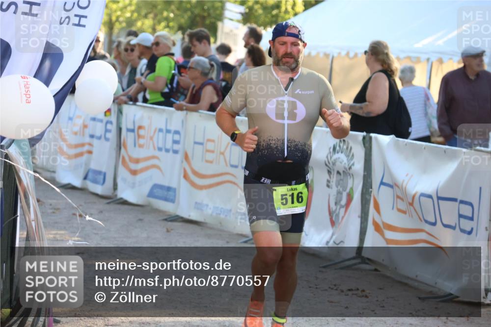 07.09.2025 - 19. Norderstedt Triathlon Zöllner http://msf.ph/oto/8770557 07.09.2025 16:42:55 Ziel 516, 1603 meine-sportfotos.de