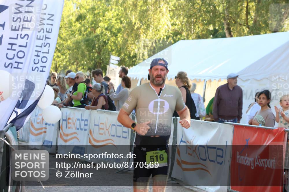 07.09.2025 - 19. Norderstedt Triathlon Zöllner http://msf.ph/oto/8770569 07.09.2025 16:42:55 Ziel 516, 1603 meine-sportfotos.de