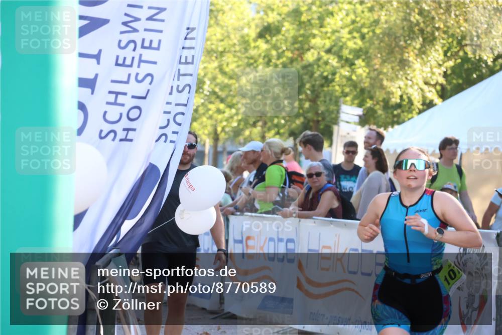 07.09.2025 - 19. Norderstedt Triathlon Zöllner http://msf.ph/oto/8770589 07.09.2025 16:43:01 Ziel 516, 1075, 1603 meine-sportfotos.de