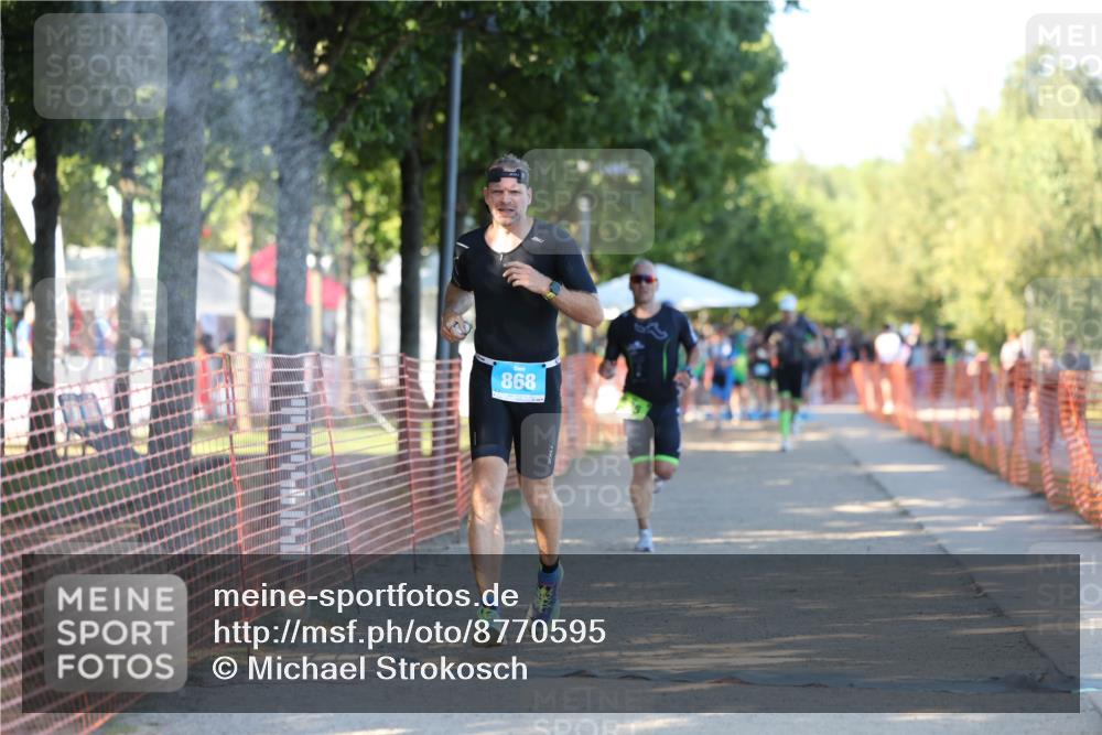 07.09.2025 - 19. Norderstedt Triathlon Michael Strokosch http://msf.ph/oto/8770595 07.09.2025 16:27:46 Laufen 512, 524, 535, 868, 1632 meine-sportfotos.de