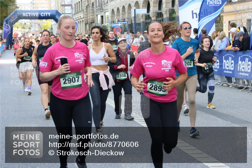 07.09.2025 - BARMER Alsterlauf Strokosch-Dieckow http://msf.ph/oto/8770606 07.09.2025 10:10:20 Ziel 2091, 2116, 2422, 2558, 3043, 3044, 3088, 3481, 3606, 3647, 3687, 3700, 4137, 4239, 4261, 4313, 4615, 4748, 4796, 4912, 4913, 5010, 5581, 5624, 5703, 5988, 6052, 6054, 6177, 8078, 8079, 8471 meine-sportfotos.de
