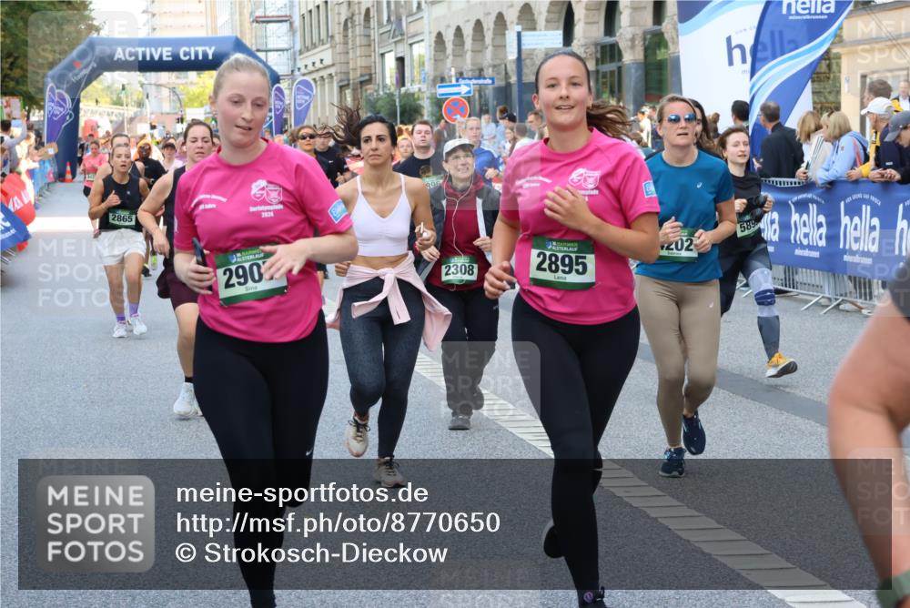 07.09.2025 - BARMER Alsterlauf Strokosch-Dieckow http://msf.ph/oto/8770650 07.09.2025 10:10:20 Ziel 2091, 2116, 2422, 2558, 3043, 3044, 3088, 3481, 3606, 3647, 3687, 3700, 4137, 4239, 4261, 4313, 4615, 4748, 4796, 4912, 4913, 5010, 5581, 5624, 5703, 5988, 6052, 6054, 6177, 8078, 8079, 8471 meine-sportfotos.de