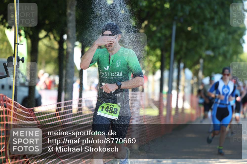 07.09.2025 - 19. Norderstedt Triathlon Michael Strokosch http://msf.ph/oto/8770669 07.09.2025 16:28:01 Laufen 406, 487, 515, 883, 1057, 1105, 1422, 1575, 1604 meine-sportfotos.de