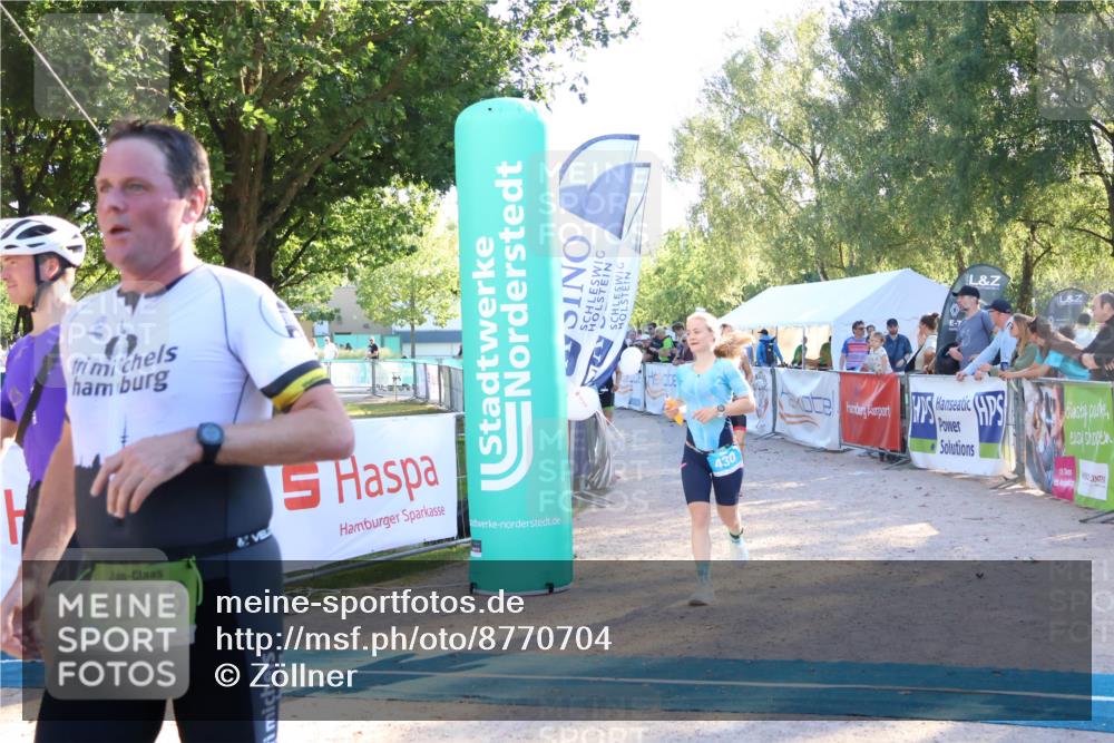 07.09.2025 - 19. Norderstedt Triathlon Zöllner http://msf.ph/oto/8770704 07.09.2025 16:43:24 Ziel 430, 1063, 1422, 1545, 1546, 1586 meine-sportfotos.de