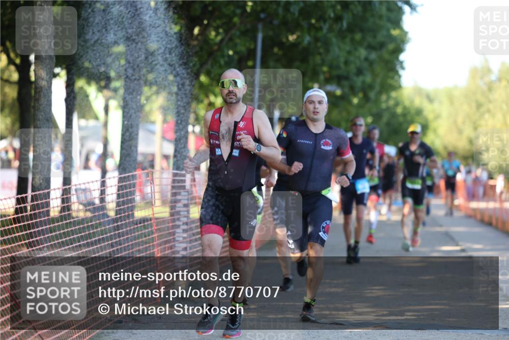 07.09.2025 - 19. Norderstedt Triathlon Michael Strokosch http://msf.ph/oto/8770707 07.09.2025 16:28:08 Laufen 406, 487, 507, 515, 883, 909, 947, 1105, 1422, 1554, 1560, 1575 meine-sportfotos.de