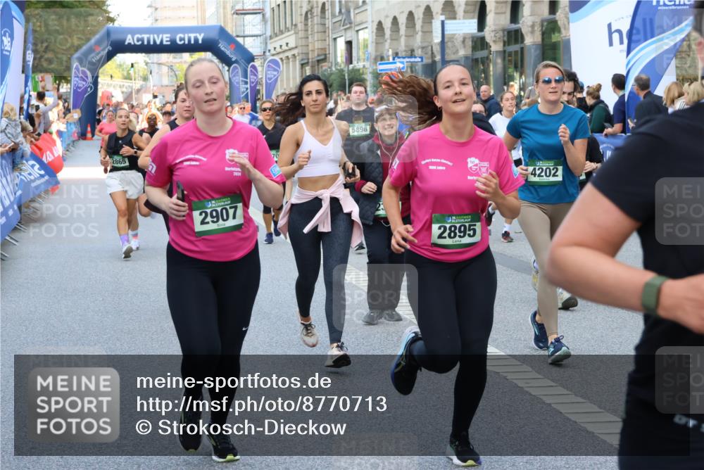07.09.2025 - BARMER Alsterlauf Strokosch-Dieckow http://msf.ph/oto/8770713 07.09.2025 10:10:20 Ziel 2091, 2116, 2422, 2558, 3043, 3044, 3088, 3481, 3606, 3647, 3687, 3700, 4137, 4239, 4261, 4313, 4615, 4748, 4796, 4912, 4913, 5010, 5581, 5624, 5703, 5988, 6052, 6054, 6177, 8078, 8079, 8471 meine-sportfotos.de