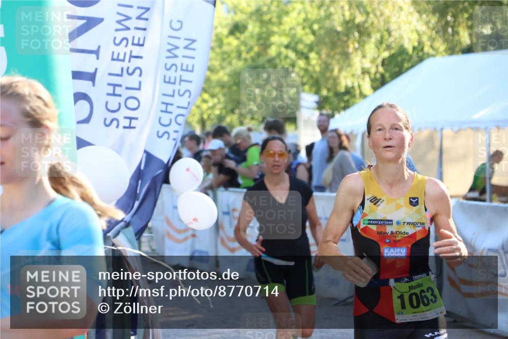 07.09.2025 - 19. Norderstedt Triathlon Zöllner http://msf.ph/oto/8770714 07.09.2025 16:43:26 Ziel 430, 1063, 1422, 1545, 1546, 1586, 1606 meine-sportfotos.de