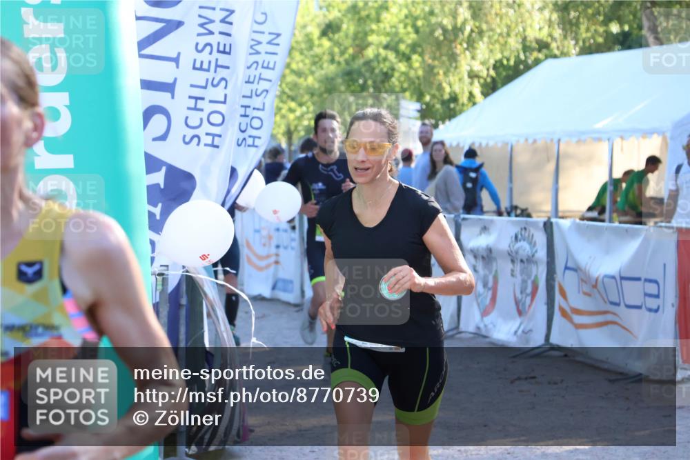 07.09.2025 - 19. Norderstedt Triathlon Zöllner http://msf.ph/oto/8770739 07.09.2025 16:43:28 Ziel 430, 1063, 1422, 1549, 1586, 1606 meine-sportfotos.de