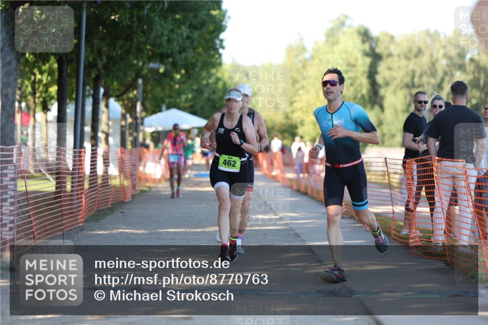 07.09.2025 - 19. Norderstedt Triathlon Michael Strokosch http://msf.ph/oto/8770763 07.09.2025 16:28:18 Laufen 933, 947, 1044, 1405, 1585, 1625 meine-sportfotos.de