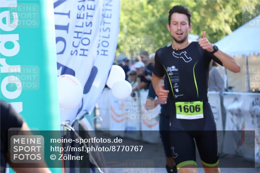 07.09.2025 - 19. Norderstedt Triathlon Zöllner http://msf.ph/oto/8770767 07.09.2025 16:43:29 Ziel 430, 1063, 1422, 1549, 1586, 1606 meine-sportfotos.de