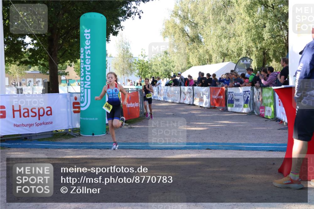 07.09.2025 - 19. Norderstedt Triathlon Zöllner http://msf.ph/oto/8770783 07.09.2025 09:48:12 Ziel 566, 614 meine-sportfotos.de
