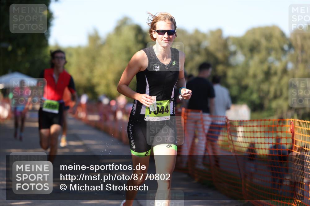 07.09.2025 - 19. Norderstedt Triathlon Michael Strokosch http://msf.ph/oto/8770802 07.09.2025 16:28:23 Laufen 933, 1044, 1405, 1585, 1625 meine-sportfotos.de