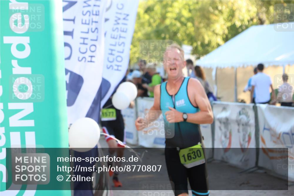 07.09.2025 - 19. Norderstedt Triathlon Zöllner http://msf.ph/oto/8770807 07.09.2025 16:43:36 Ziel 1549, 1577, 1606, 1630 meine-sportfotos.de