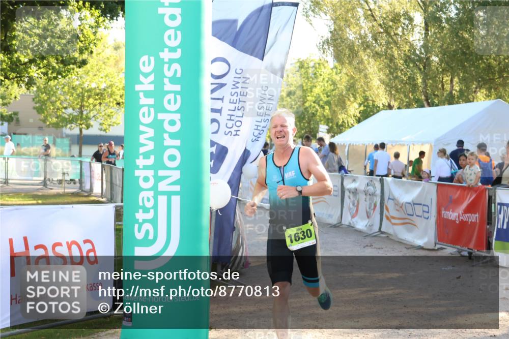07.09.2025 - 19. Norderstedt Triathlon Zöllner http://msf.ph/oto/8770813 07.09.2025 16:43:36 Ziel 1549, 1577, 1606, 1630 meine-sportfotos.de