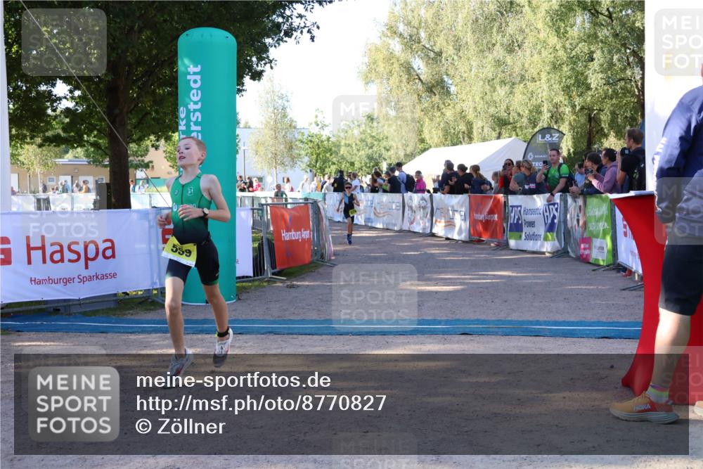07.09.2025 - 19. Norderstedt Triathlon Zöllner http://msf.ph/oto/8770827 07.09.2025 09:48:21 Ziel 559, 576, 607 meine-sportfotos.de
